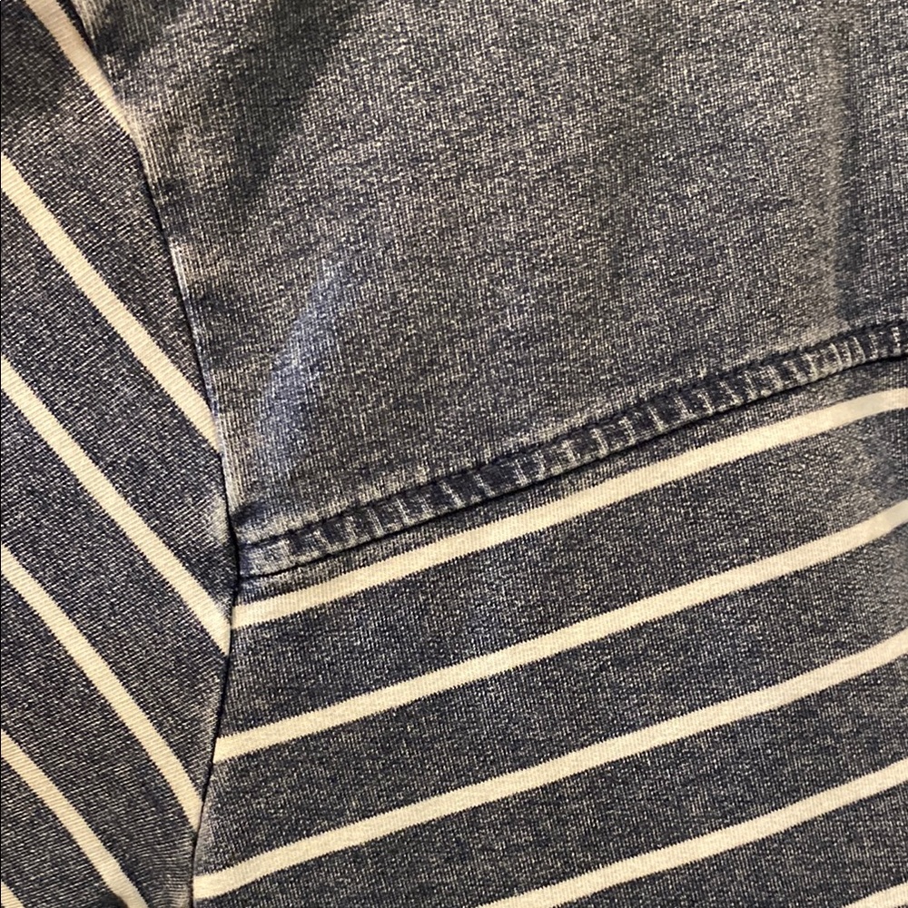 Jane and Delancey | XL | Navy and White Striped Tee - Picture 2 of 3
